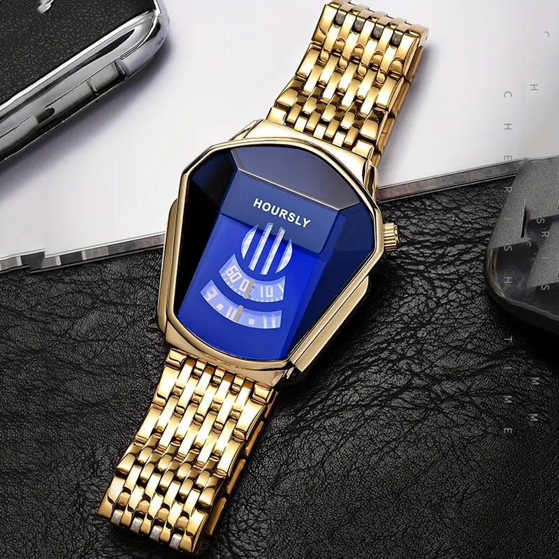 Minimalist Golden Quartz Watch – Snake Head Design